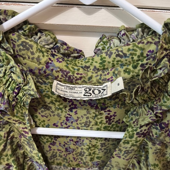 GO BY GO SILK Green Brown Ruffled Sleeveless Blouse - Picture 2 of 4